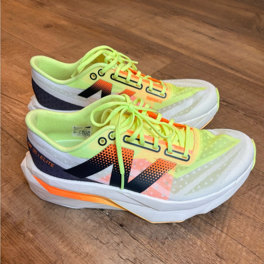LIKE NEW New Balance Women’s FuelCell Elite Neon Yellow Running Shoes